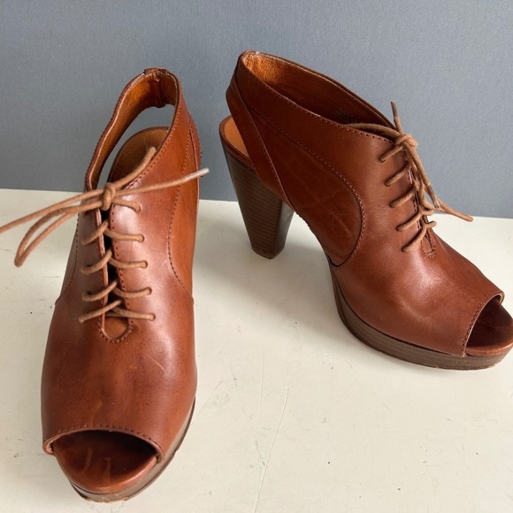 1937 Madewell Heel Bootie Size 7 Peep toe Slingback Italy Brown Leather Retro